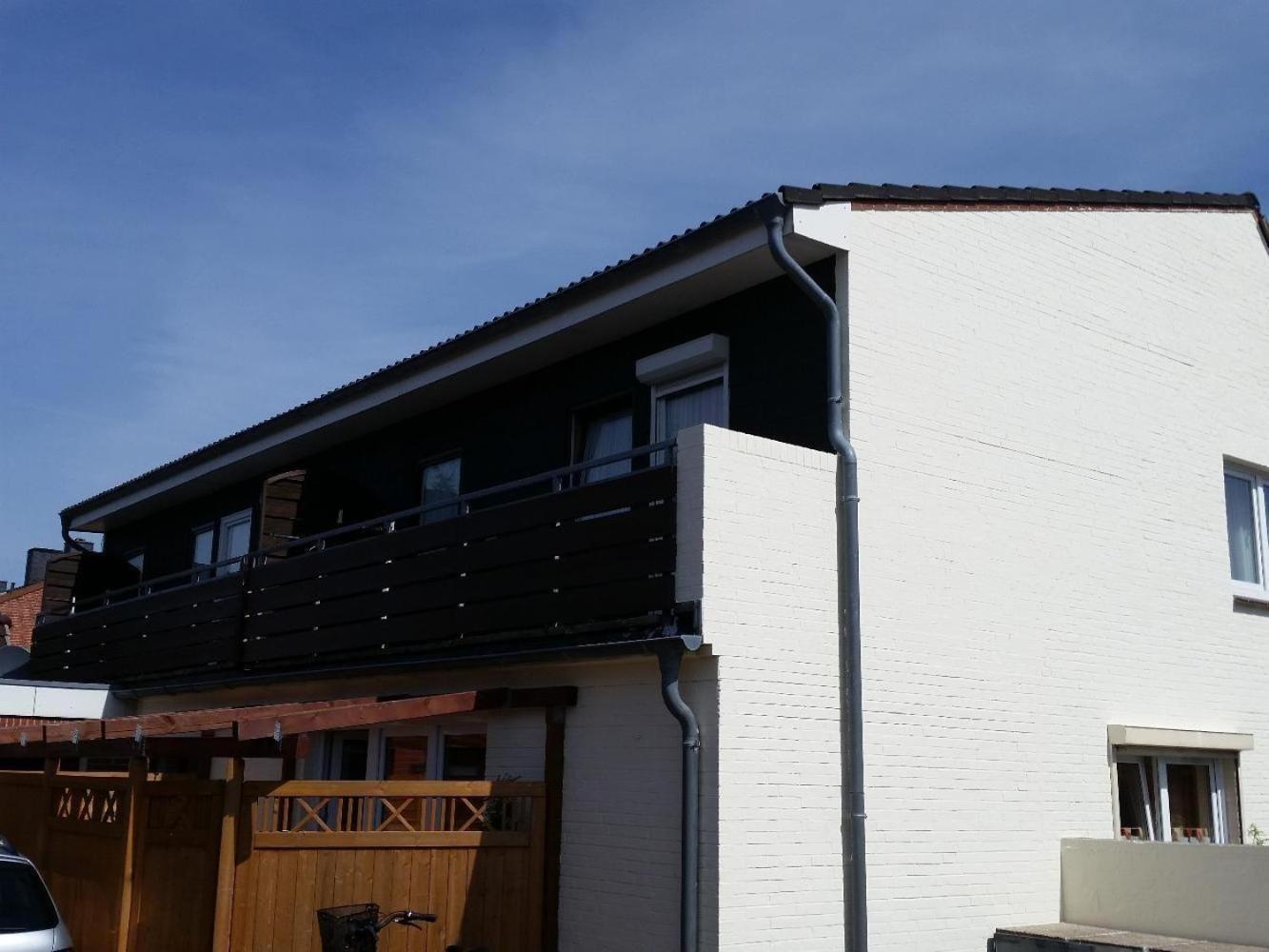 Haus-Karin-Ferienwohnung-2 Busum Exterior photo